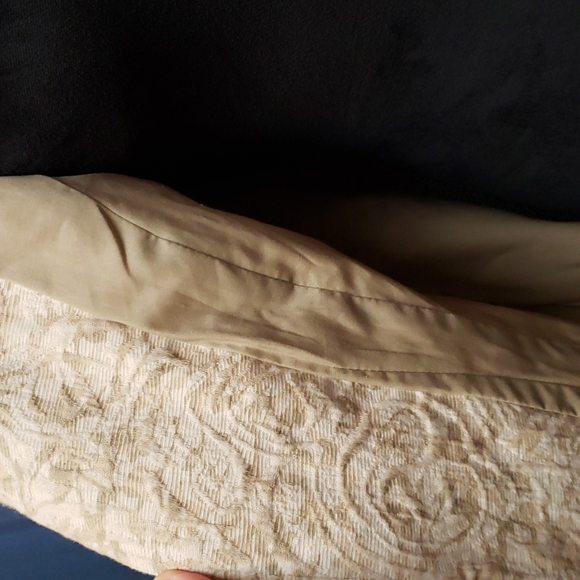 Embroidered Jacket - Picture 4 of 7